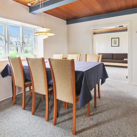 Szálloda Ulv - 20km From The Sea In Western Jutland By Interhome Ribe