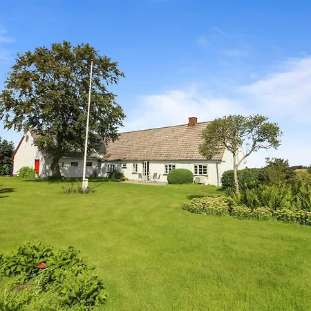 Szálloda Ulv - 20km From The Sea In Western Jutland By Interhome